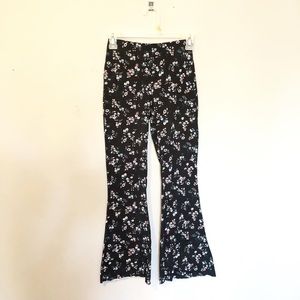 Floral Print Flowy Pants